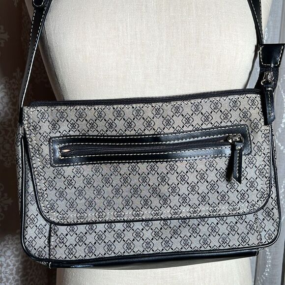 VINTAGE Villager by Liz Claiborne Shoulder Bag – Monogram Print - Picture 2 of 13